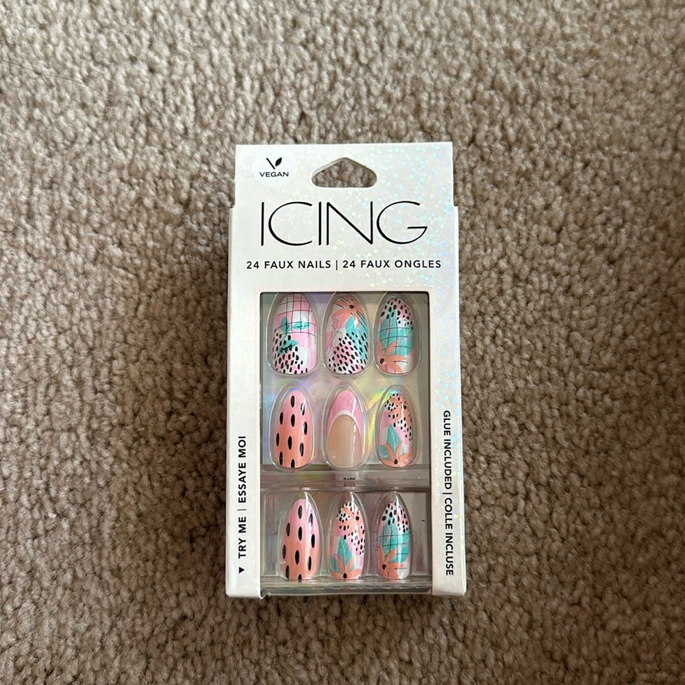 Cute nails in the brand icing